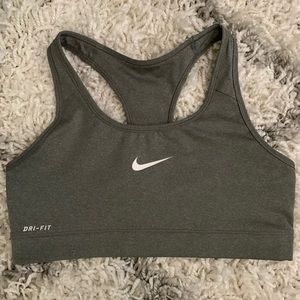 Nike Dri Fit sports bra M